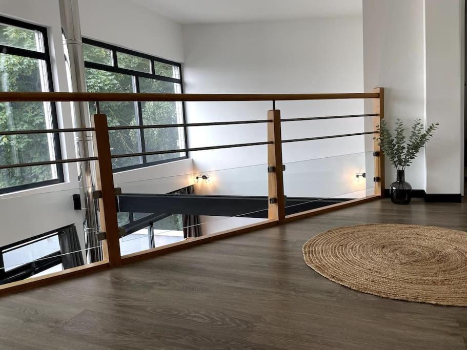 Superbe Loft Lumineux A Caen Apartment Bagian luar foto