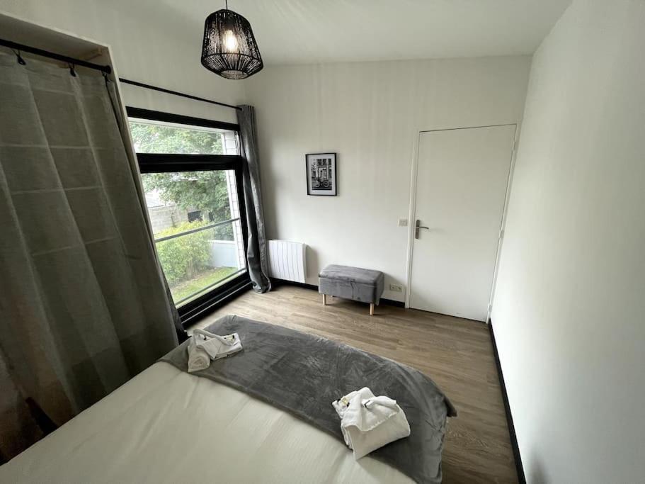 Superbe Loft Lumineux A Caen Apartment Bagian luar foto