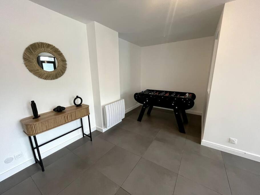 Superbe Loft Lumineux A Caen Apartment Bagian luar foto