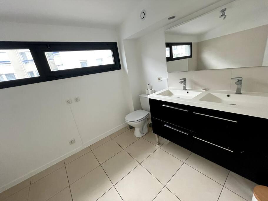 Superbe Loft Lumineux A Caen Apartment Bagian luar foto