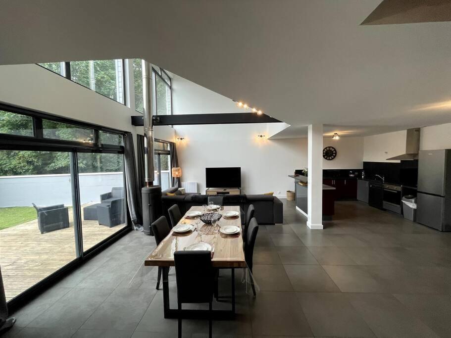 Superbe Loft Lumineux A Caen Apartment Bagian luar foto